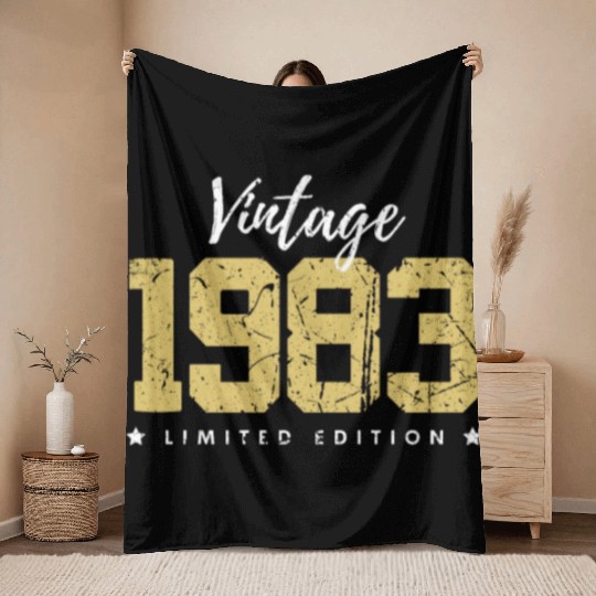 40 Years Vintage 1983 Retro 40th Birthday Throw Blankets