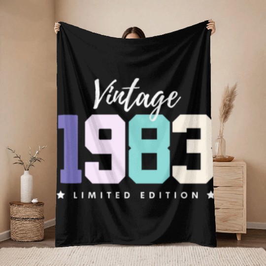 40 Years Vintage 1983 Retro 40th Birthday Throw Blankets