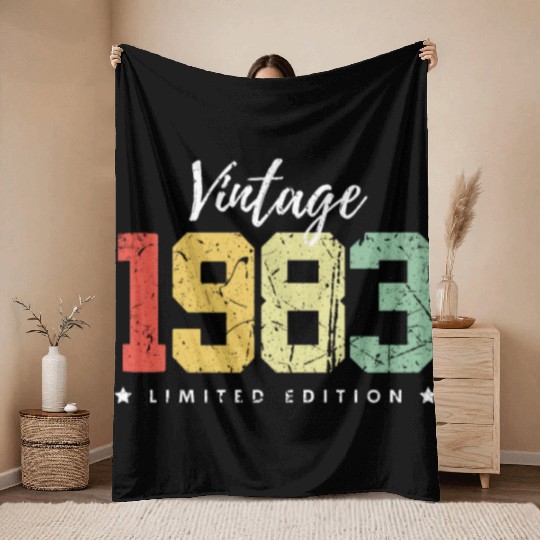 40 Years Vintage 1983 Retro 40th Birthday Throw Blankets