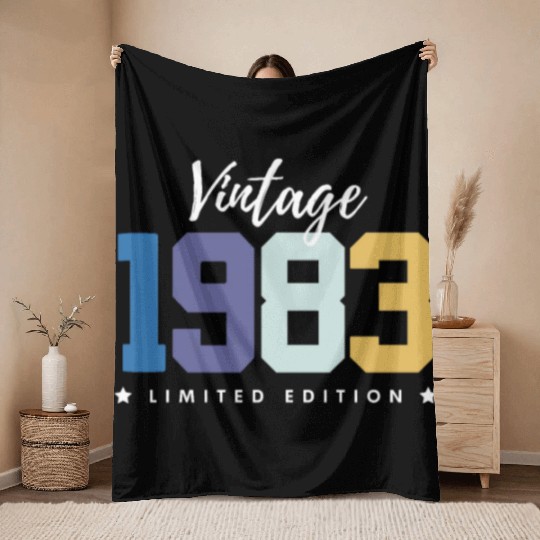 40 Years Vintage 1983 Retro 40th Birthday Throw Blankets