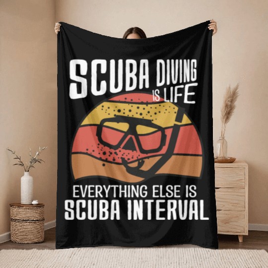 Scuba diving is life funny scuba dive retro vintag Throw Blankets