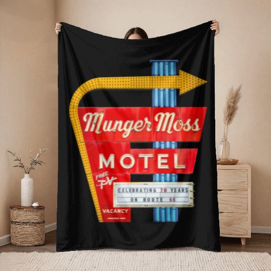 Munger Moss Motel Sign Route 66 Lebanon MO Throw Blankets