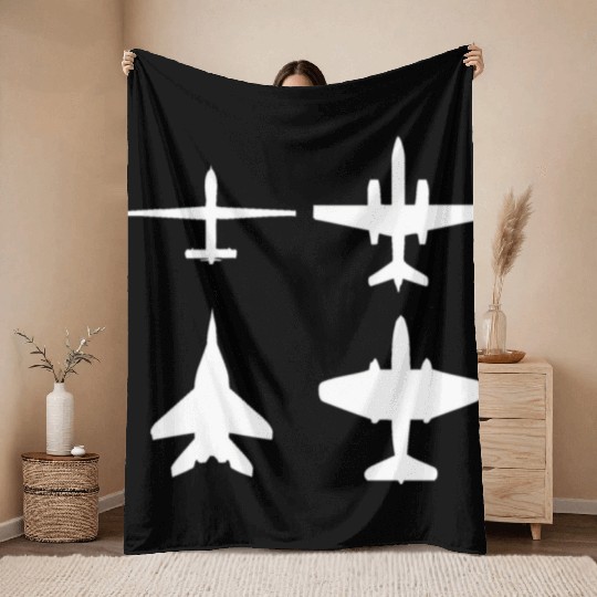 US Air Force Throw Blankets
