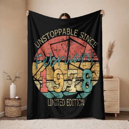 1978 Born Vintage Rose Gift Throw Blankets