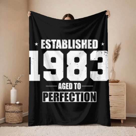 40th birthday vintage 1983 established 1983 Throw Blankets