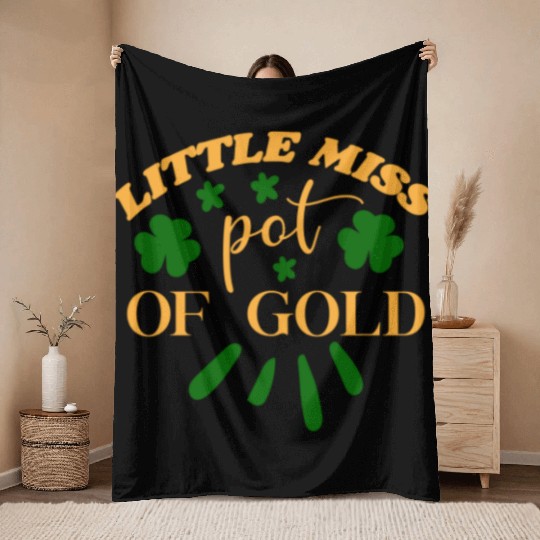 Little miss pot of gold Throw Blankets