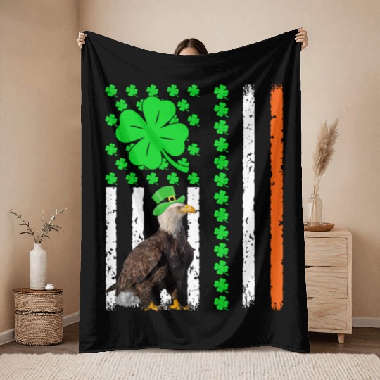 Vintage Irish American Flag Eagle St Patrick’s Day Throw Blankets