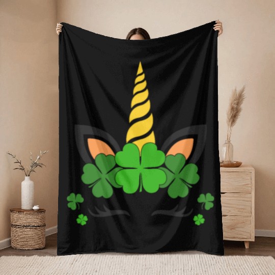 Lucky Unicorn, Magical St Patricks day, St Paddy C Throw Blankets