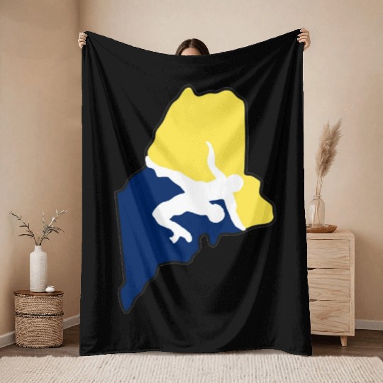 Maine Wrestling Throw Blankets