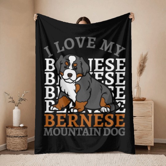 Bernese Mountain Dog. Best mom of Bernese Mountain Throw Blankets