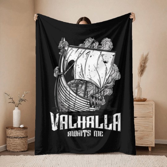 Valhalla awaits me - Viking Throw Blankets