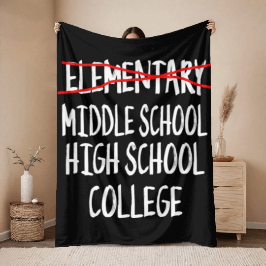 2022 Elementary School Graduation 6Th Grade Gradua Throw Blankets