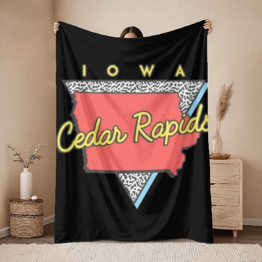 Cedar Rapids Iowa Triangle Ia City Throw Blankets