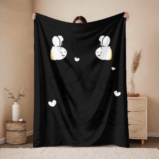 boo bees green Throw Blankets