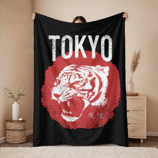 Tokyo Tiger Head Distressed Throw Blankets