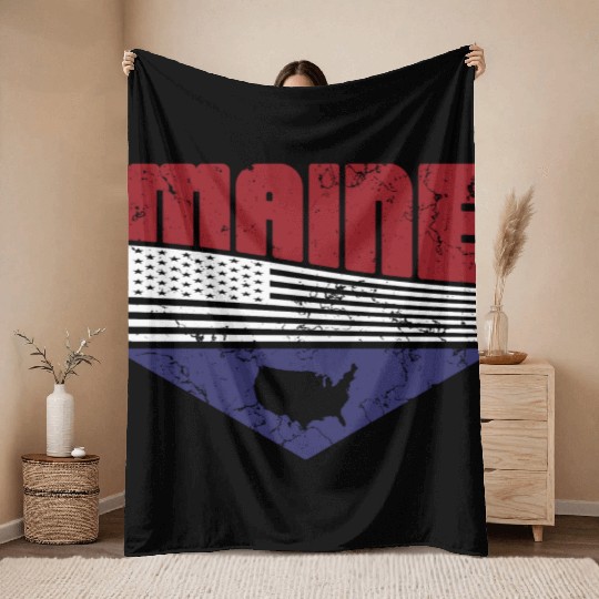 Retro Vintage Maine Usa Throw Blankets