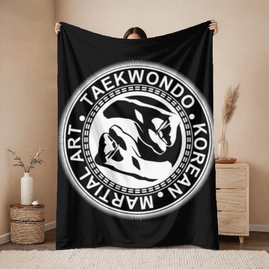 TAEKWONDO FIST YING YANG Throw Blankets