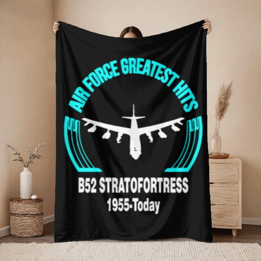 B 52 STRATOFORTRESS AIR FORCE Throw Blankets