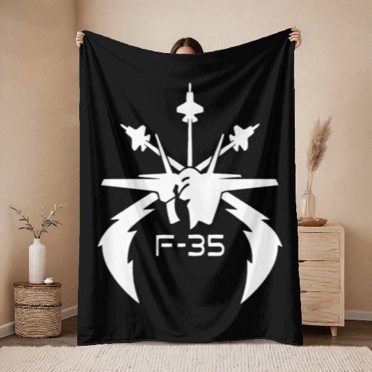 F 35 Throw Blankets