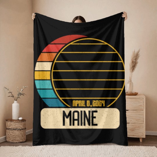 Total Solar Eclipse Maine April 28 2024 Eclipse Throw Blankets