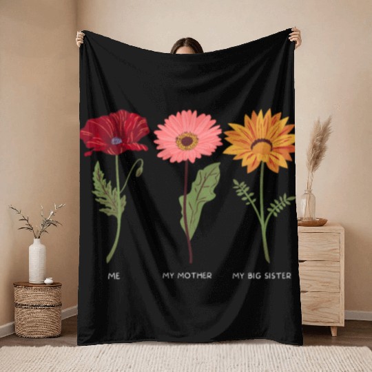 Big sister and mom and me Throw Blankets