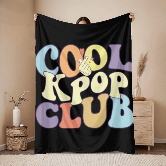 Cool Kpop Club Saranghae K-Pop Squad Korean Fan Throw Blankets