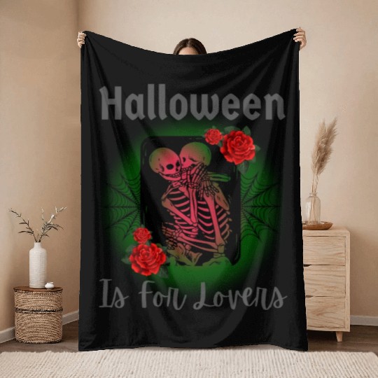 Halloween Lovers Throw Blankets