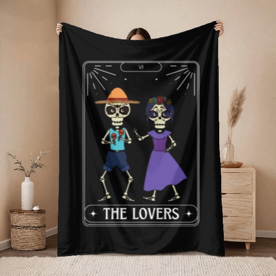 The Lovers Tarot Card Got Skeleton Skull Halloween Throw Blankets