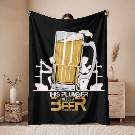I LOVE BEER Throw Blankets