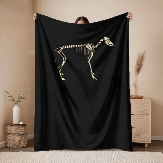 happy halloween skeleton dog Throw Blankets