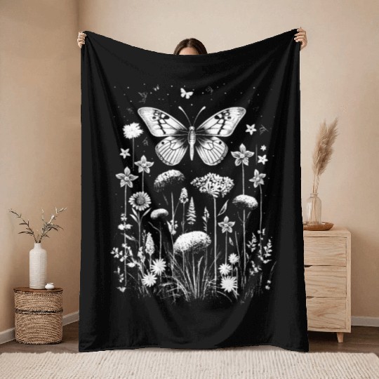 Fairycore cottagecore aesthetic grunge flowers Throw Blankets