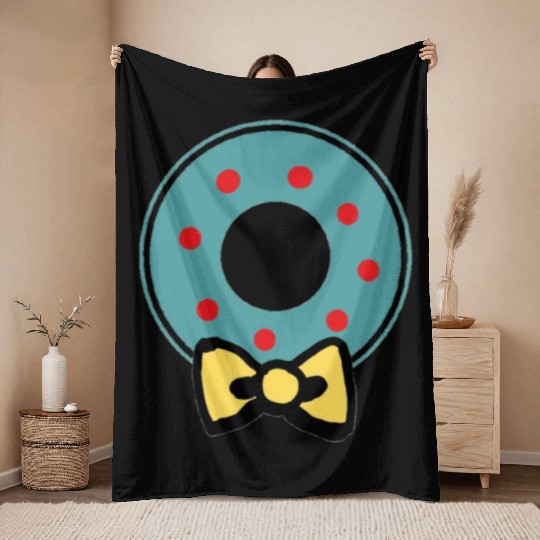 Green and Red Holiday Christmas Wreath Throw Blankets