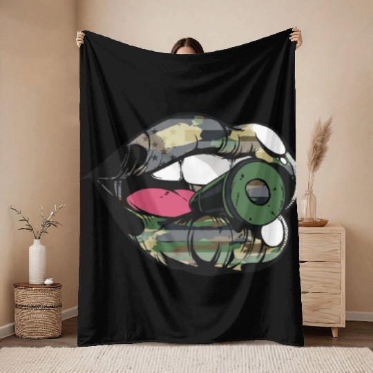US Armed Forces Military Lip Bullet Army First Res Throw Blankets