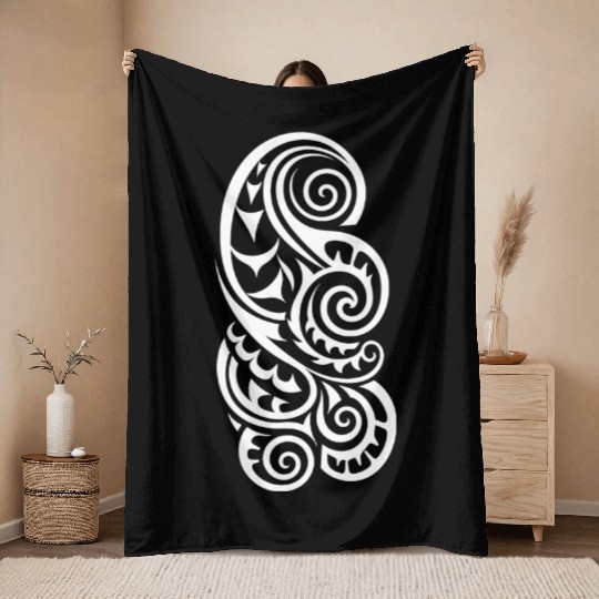 Maori Tattoo Marvels inked Traditions Throw Blankets
