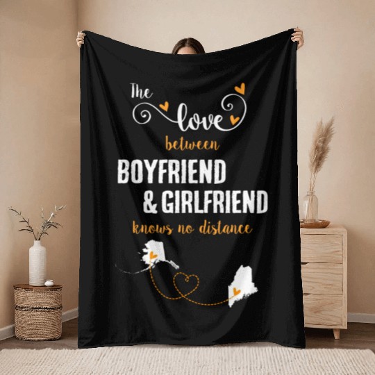 Love Between BF And GF Alaska To Maine Gift Throw Blankets