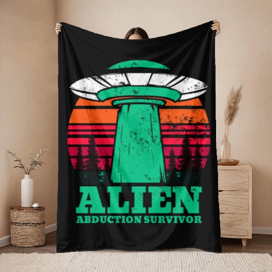 Alien, Aliens, UFO, UAP, Space Unknown Flight Throw Blankets