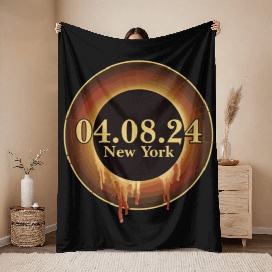 Total Solar Eclipse Path of Totality New York Throw Blankets