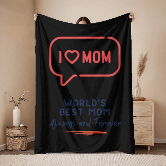 i love mom Throw Blankets