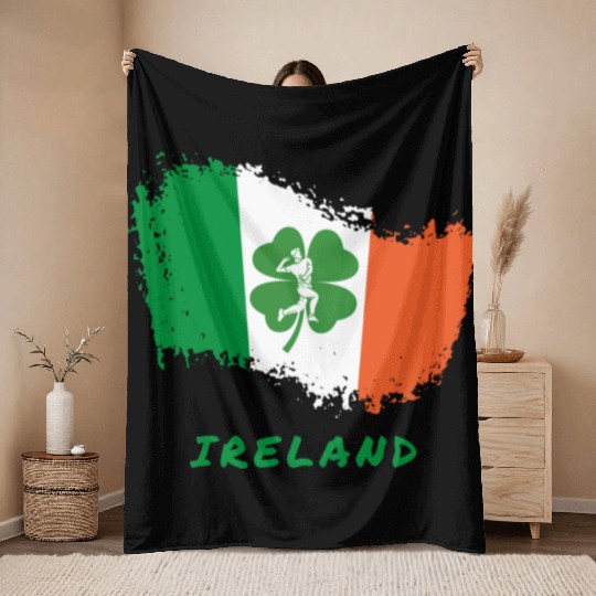 Ireland Cricket Throw Blankets