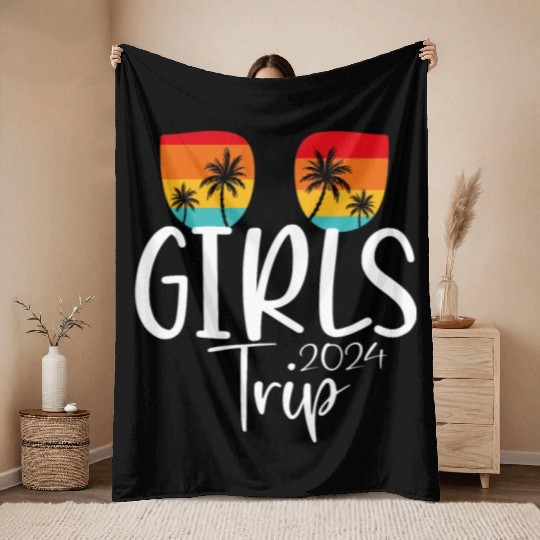 hello teacher Happy day preschool summer student Throw Blankets