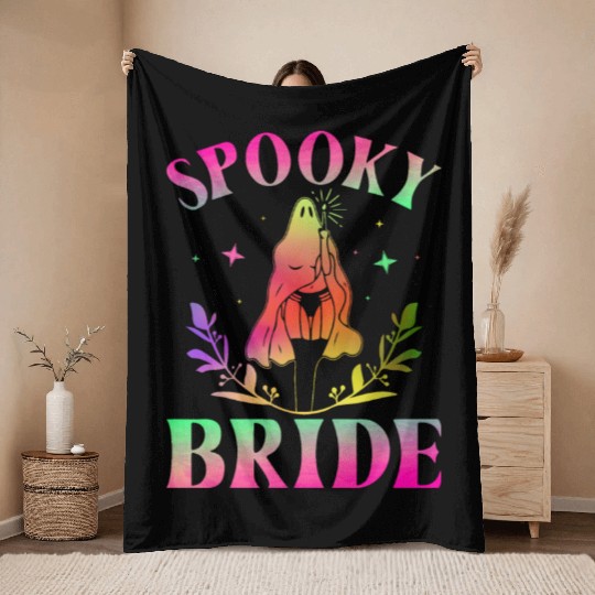 Spooky Bride Bridal Party Bachelorette Party Hallo Throw Blankets