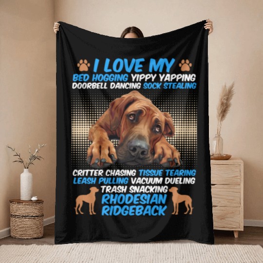 Ridgeback Owner I LOVE MY RHODESIAN RIDGEBACK Throw Blankets