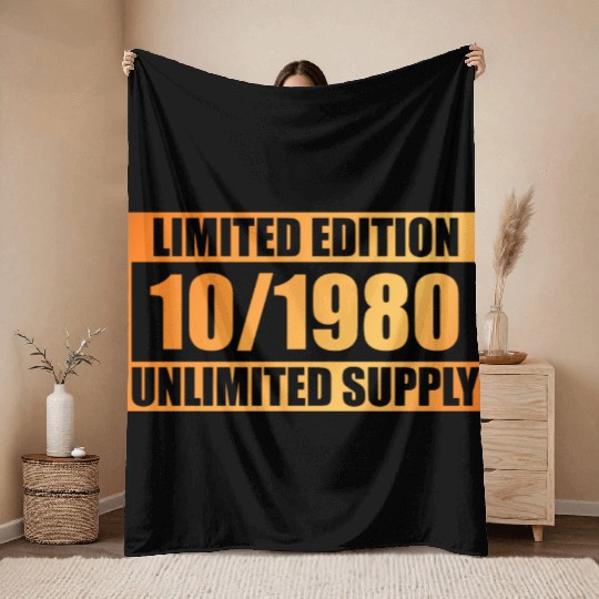 44th birthday Limited Edition - ꝏ Supply 10/1980 Throw Blankets
