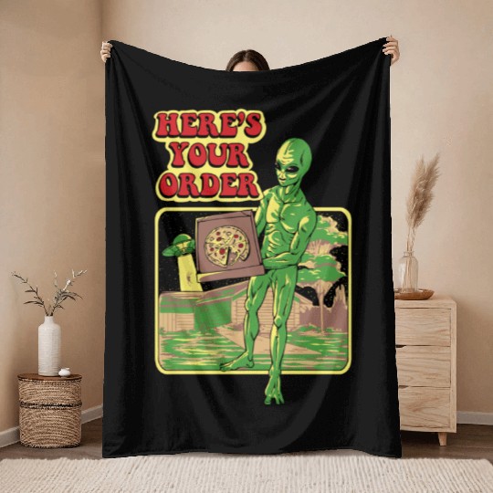 Alien Brings You Pizza from Extra-terrestrial Throw Blankets