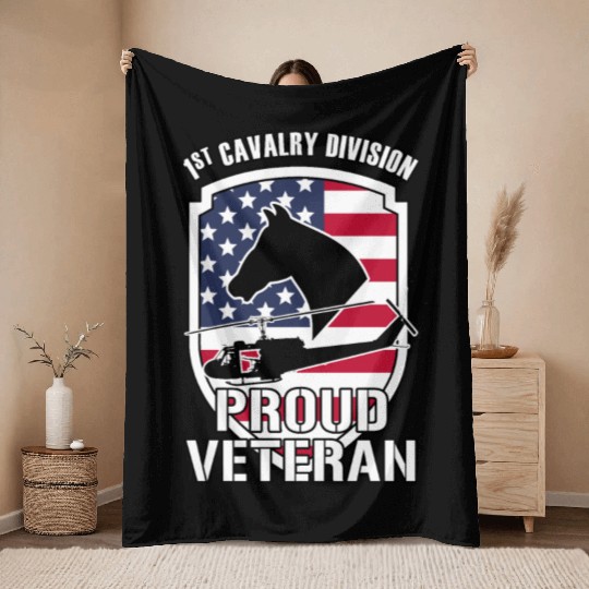 US ARMY VIETNAM VETERAN Throw Blankets