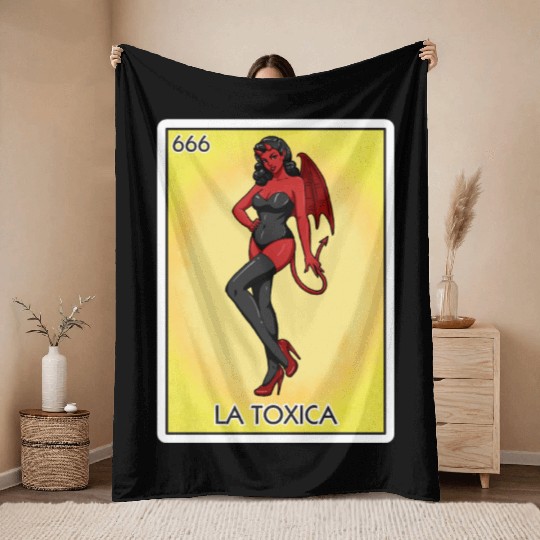 La Toxica Card Funny Toxic Women's La Toxica Throw Blankets