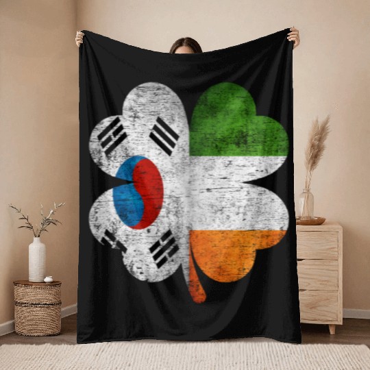 Korean Irish Shamrock South Korea Ireland Flag Throw Blankets