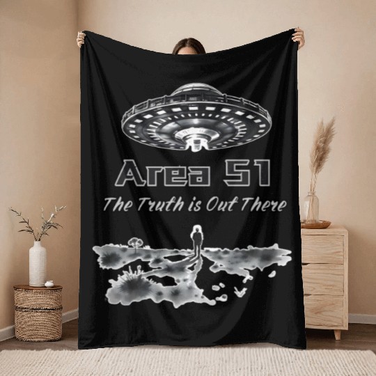 The Truth is Out There: Area 51 - Alien Invasion Throw Blankets