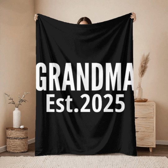 Grandma Est 2025 Throw Blankets
