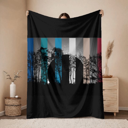 eclipse design Throw Blankets